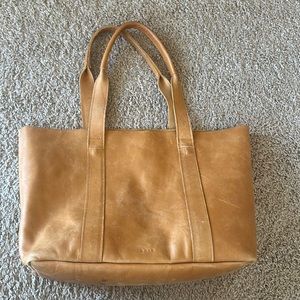 Able leather tote